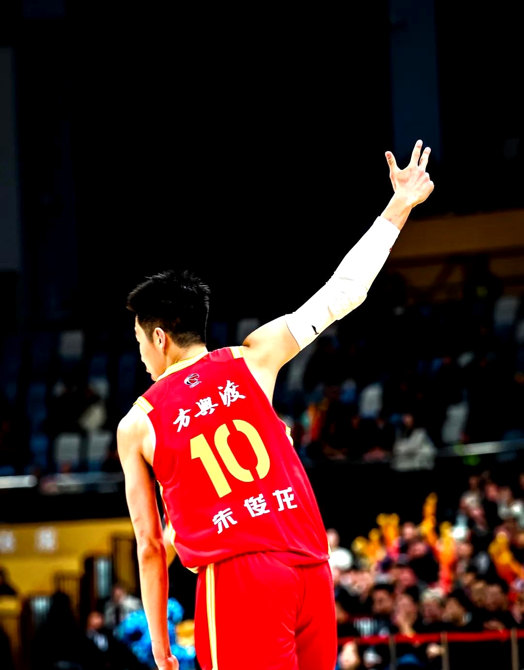 里程碑夜深圳男篮单刀错失；中超今夜刷纪录；信心回归；年轻球员得到机会的简单介绍-九游